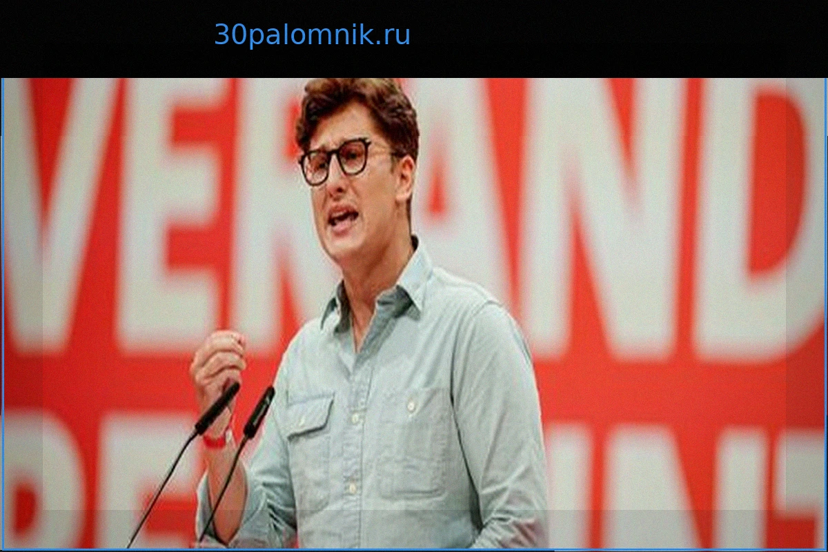 Председатель Juso Филипп Тюрмер выражает негодование по поводу отказа от восьмичасового рабочего дня