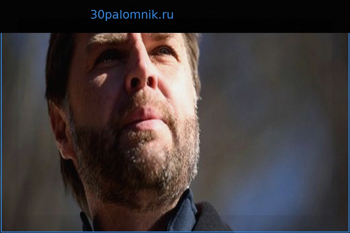 Дж. Д. Вэнс назвал «глупым» свой комментарий о «бездетных кошатницах» в мемуарах