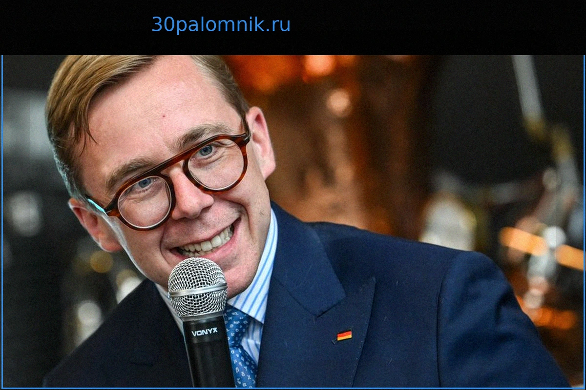 Филиппа Амтора высмеяли за пляжное кресло в Канцелярии