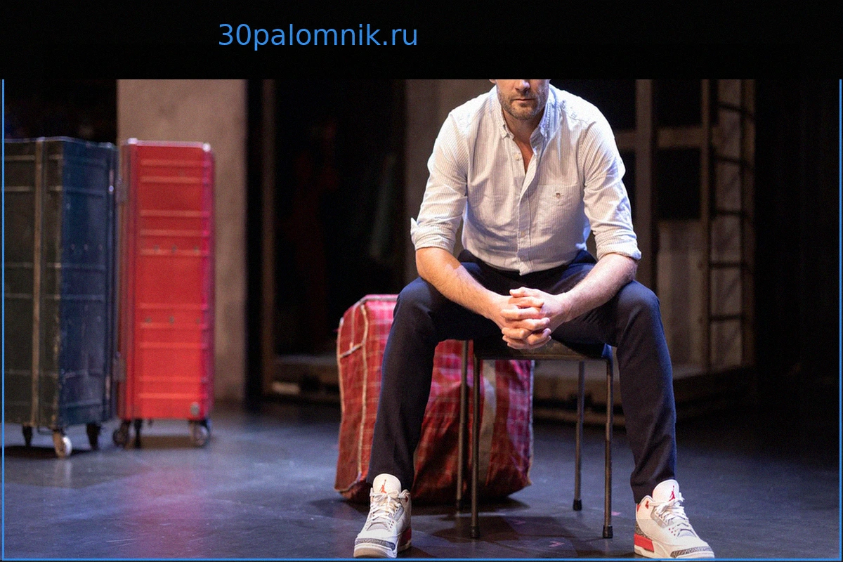 Мэрия Кастра (Национальное объединение) отменила пьесу «Паспорт»; Алексис Михалик осуждает посягательство на свободу творчества