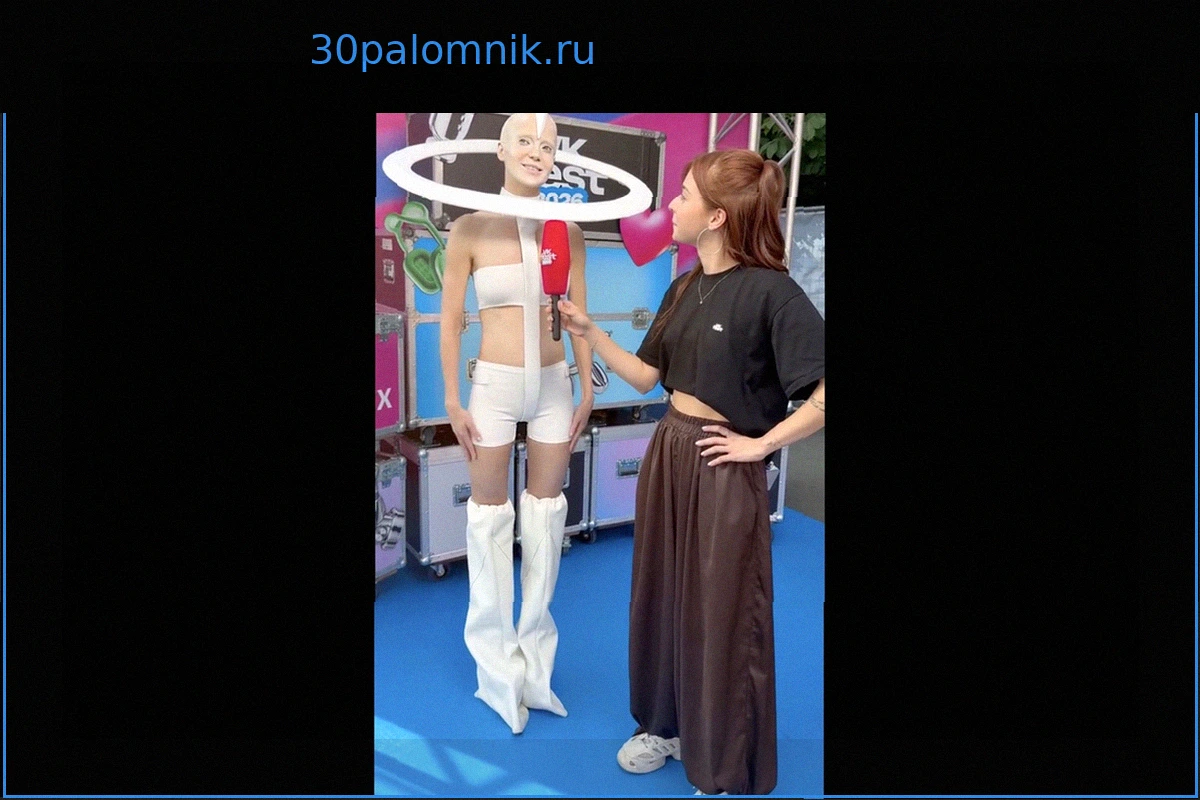 Спорный образ Глюкозы на VK Fest: Откровенность вызвала дискуссии в сети