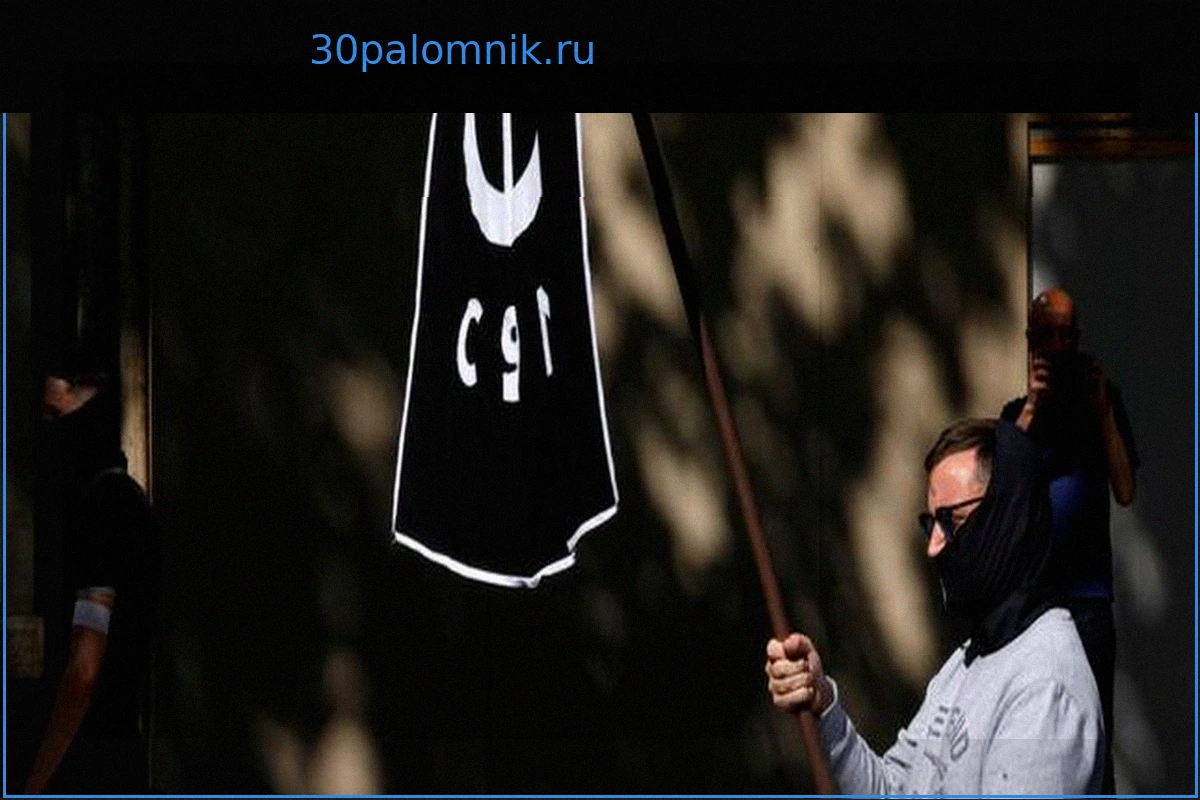 Социолог Эммануэль Касажюс: «Успех недавних демонстраций Комитета 9 мая свидетельствует о преодолении разобщенности между различными неофашистскими группировками»