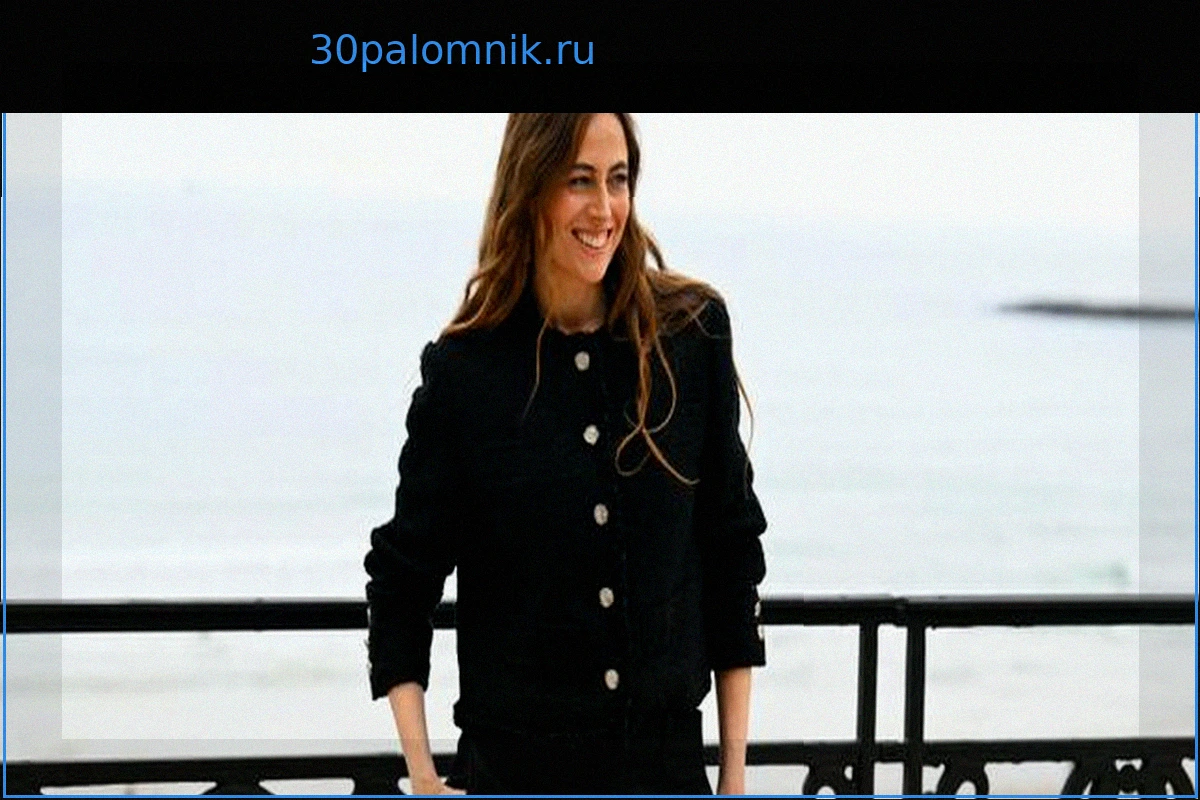 Эмманюэль Макрон доверяет писателям рассказать о своем последнем годе у власти
