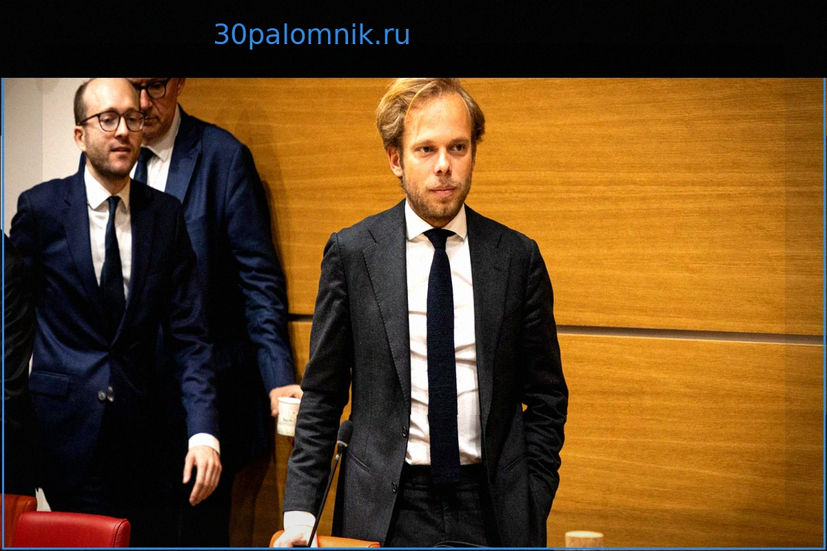 Против Шарля Аллонкла подана жалоба по обвинению в «незаконном извлечении выгоды» в следственной комиссии