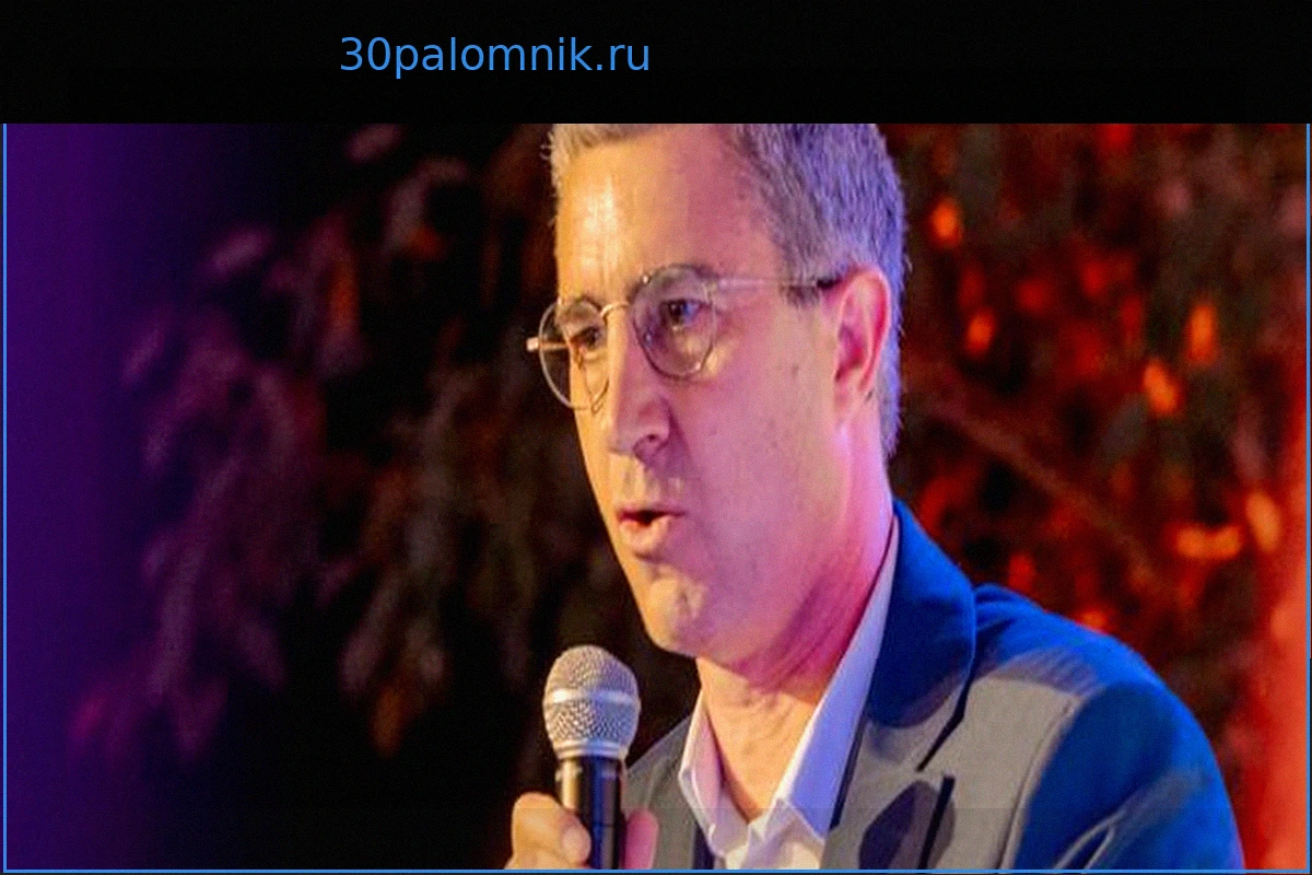 Франсуа Руффен объявил о готовности баллотироваться в президенты, если левые не проведут праймериз