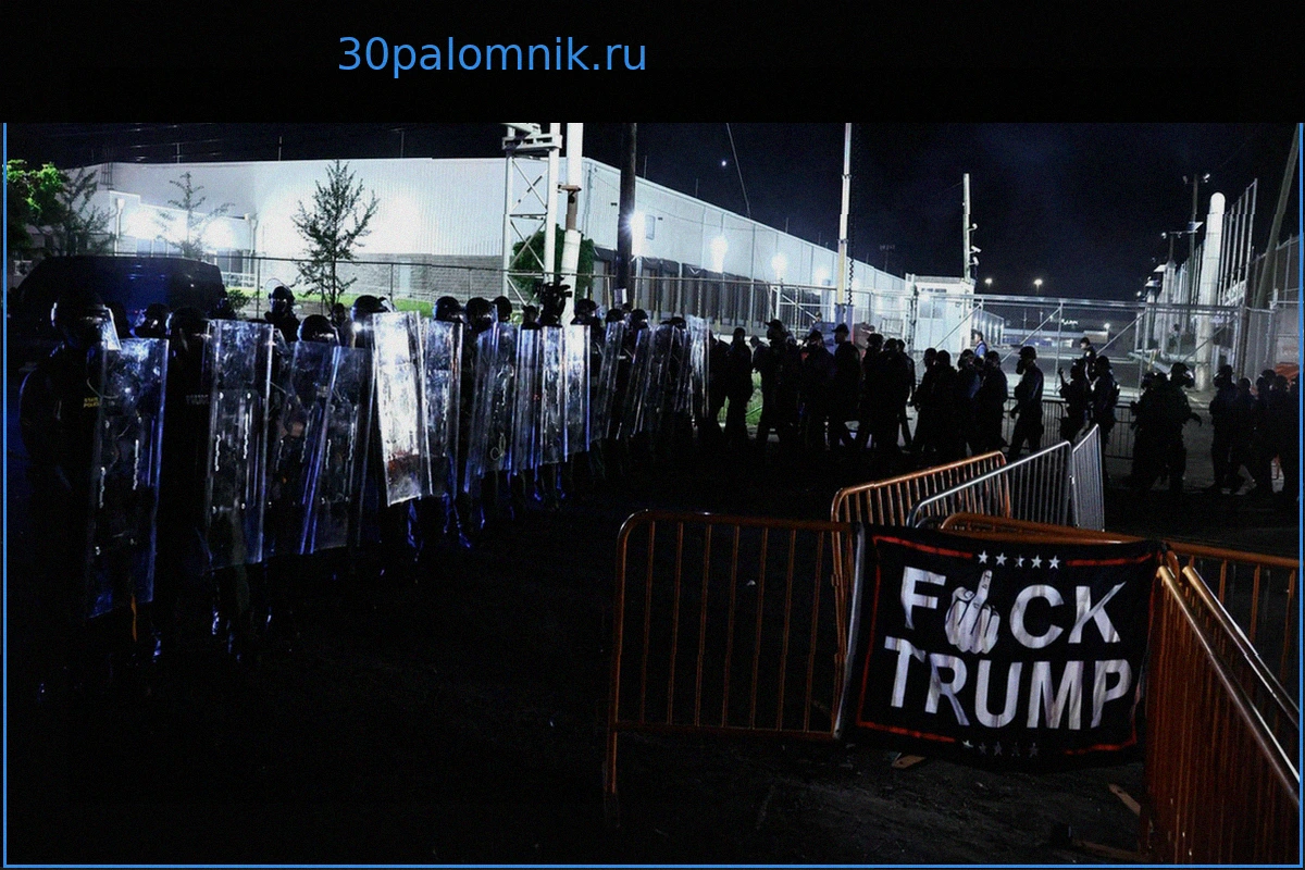 В США: Напряжение не спадает в спорном изоляторе ICE, введен комендантский час